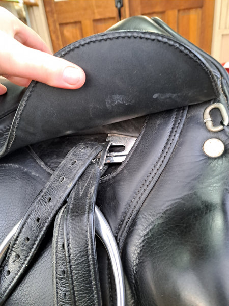 17.5" DP Saddlery Libra Dressage Saddle -Adjustable