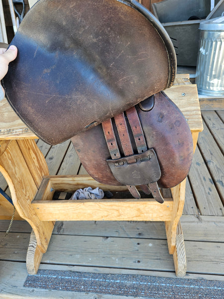 17" Lovatt & Ricketts Close Contact English Saddle