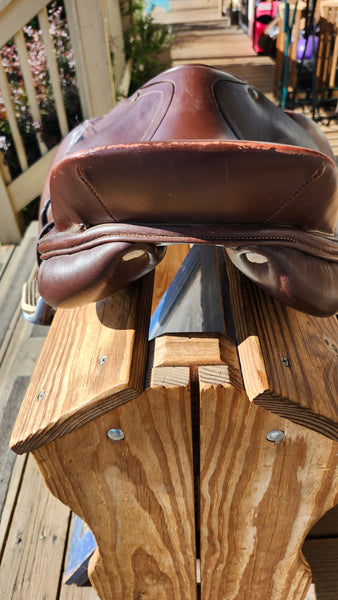 15.75" HDR Club Close Contact Jump Saddle