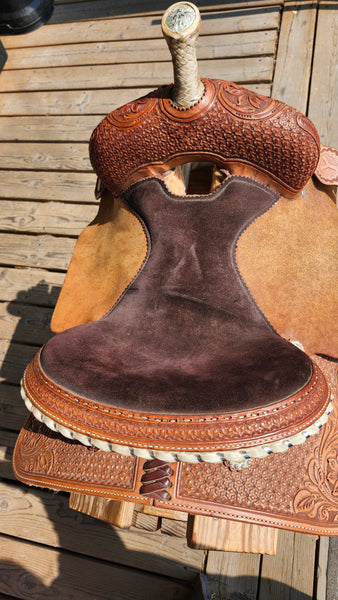 14" Circle Y Arizona Snowflake Barrel saddle