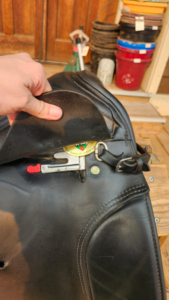 17" Karl Niedersuss Dressage Saddle