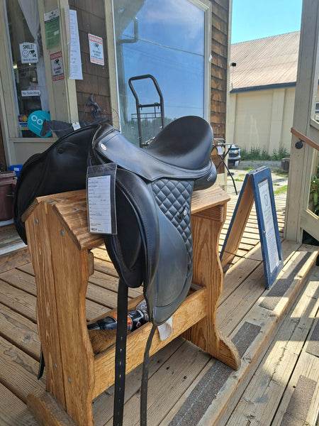 18" Mac Rider Exclusive Dressage Saddle