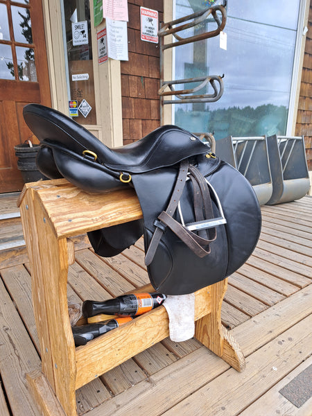 19" Duett Companion 2 Fox Hunter english all purpose trail saddle