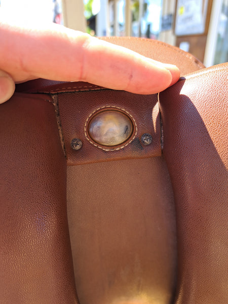ON TRIAL 17" Wintec Close Contact English Saddle