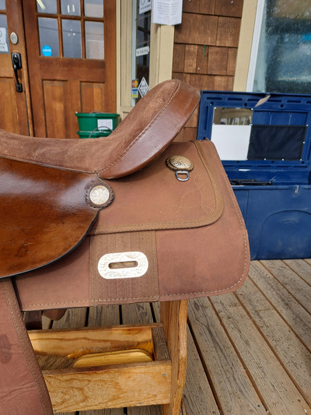 16" King Synthetic Western Saddle