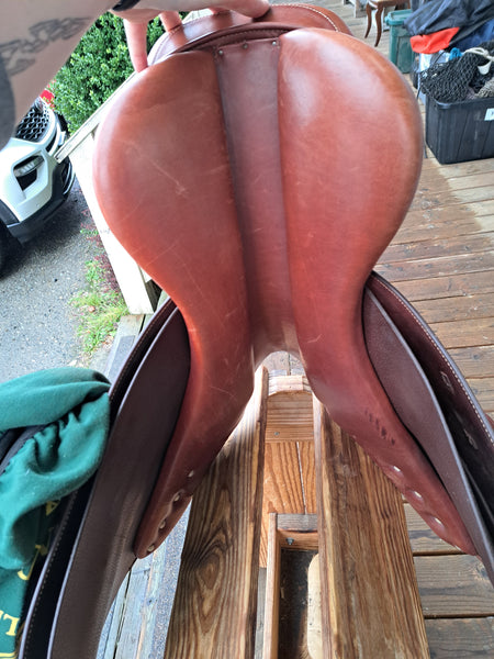 18" HDR Close Contact Pro Saddle