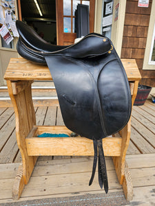 17" Collegiate Dressage Saddle