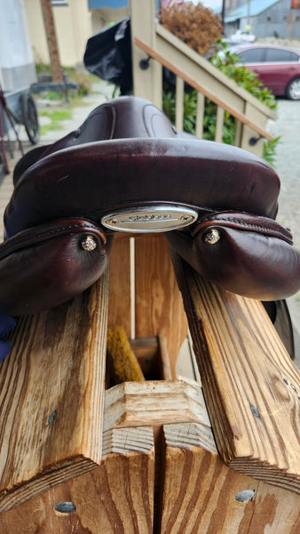 16" Stubben Zaria Junior Jumping Saddle
