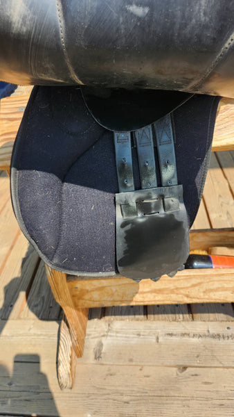 16" Thorogood All Purpose English Saddle