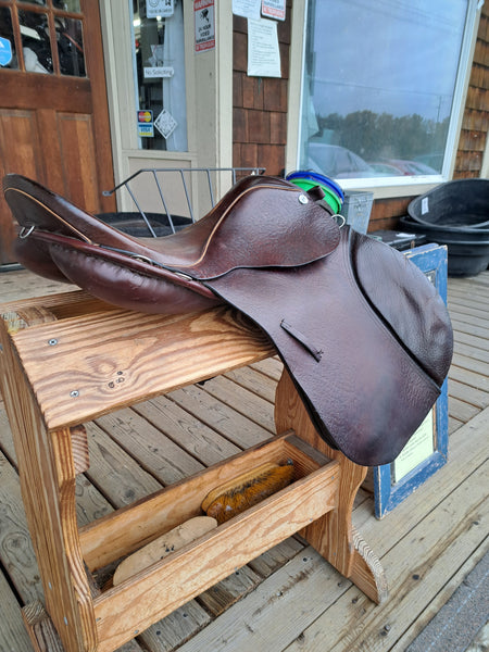 17" Cliff Barnsby Jumping Saddle