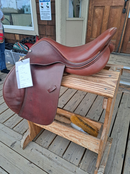 17" St. Lourdes Close Contact Saddle