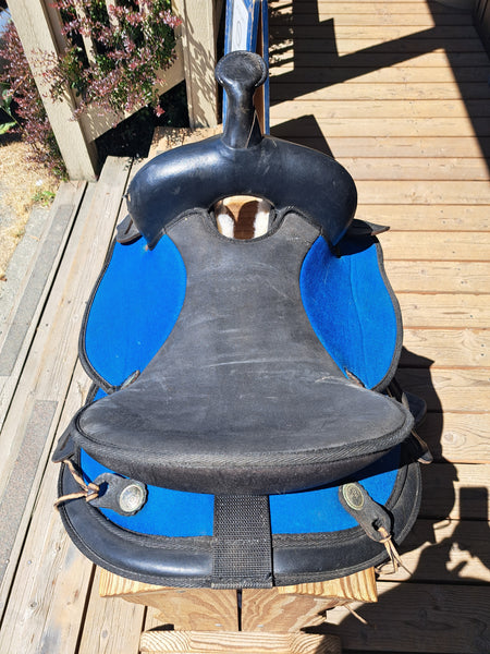 15" Abetta Synthetic Western Saddle