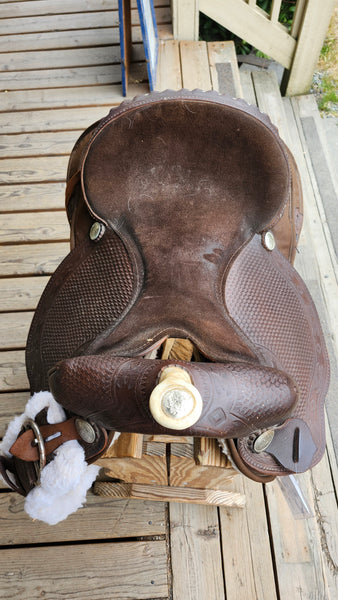 16" Synthetic Barrel Saddle