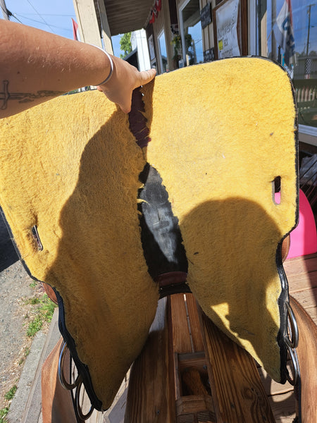 15" Double T Barrel Saddle