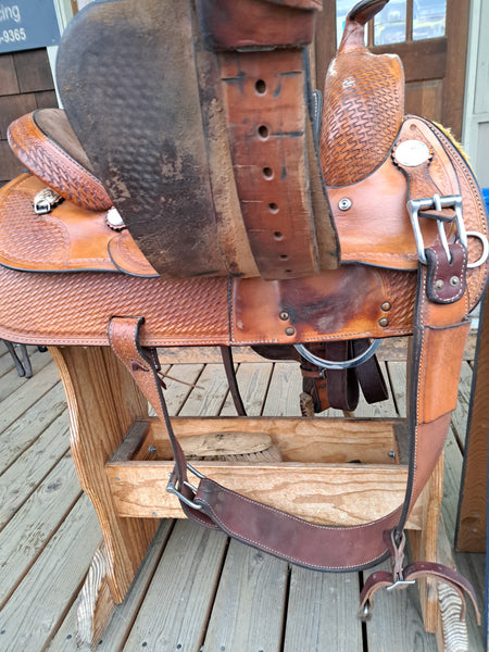 16" Crates Reining Saddle