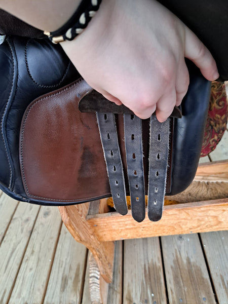 18" Berney Bros Close Contact Saddle