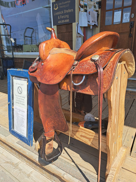 15" Crates Western Trail Saddle