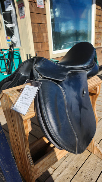 17.5" Wintec Hart All Purpose Saddle