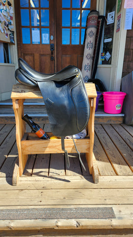 17.5" JRD Dressage Saddle