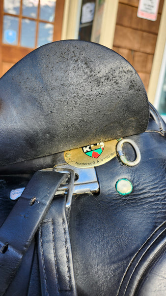 17.5" Karl Niedersuss Symphonie Dressage Saddle