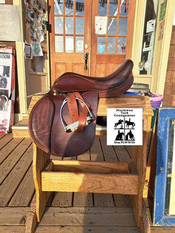15" Camelot English jump Saddle