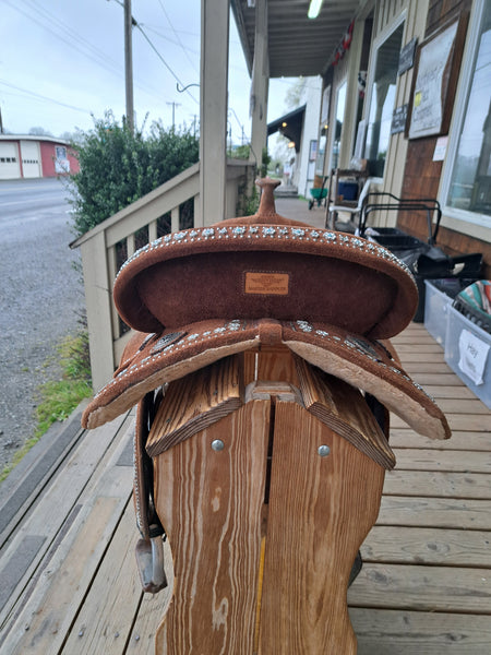 14.5" Master Trophy Barrel Saddle