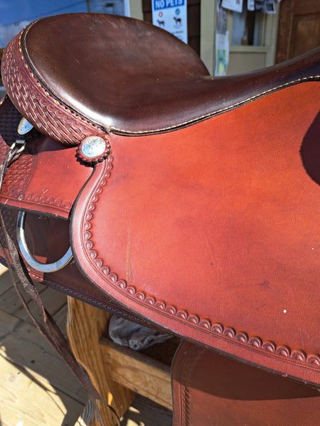 17" Crates Supreme Western Trail Saddle