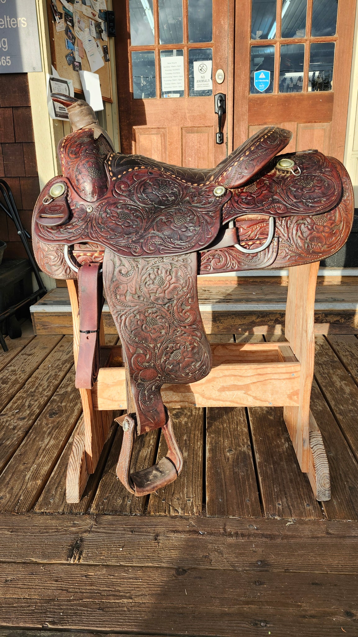 15.5" Billy Cook Vintage Roping Saddle