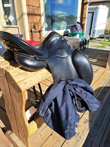 17" Stubben 1894 Dressage Saddle