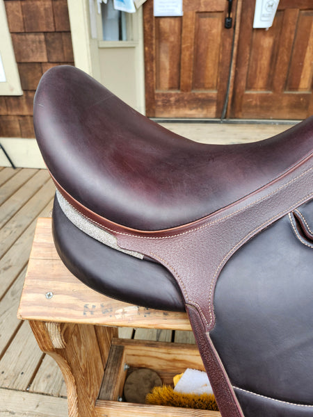 17.5" Devoucoux Makila Harmonie dressage saddle