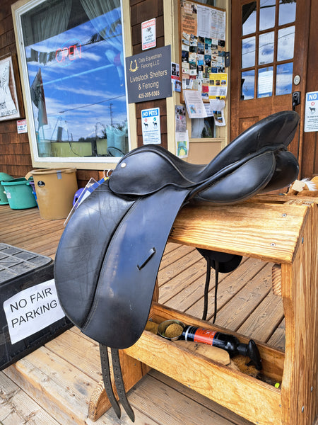 17.5" Klimke Miller Dressage Saddle