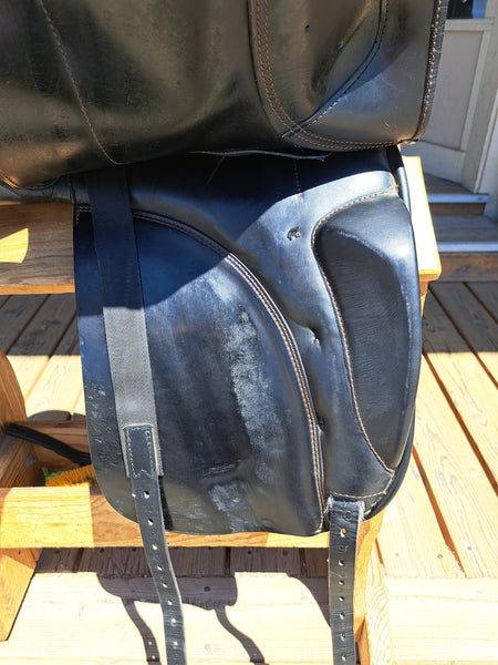 17" Prestige Grand Dressage Saddle