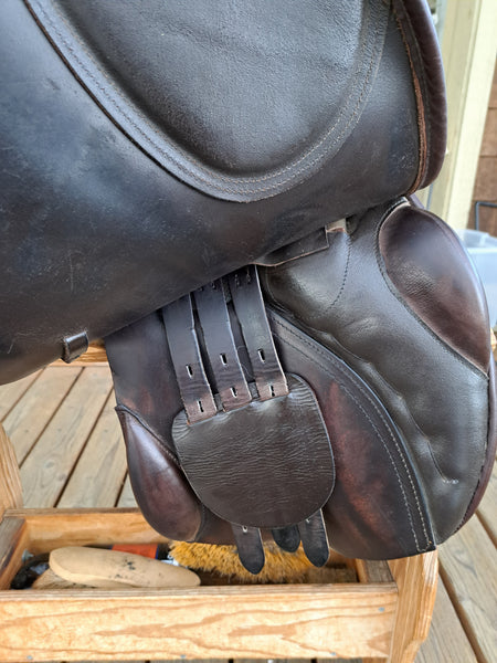 17" Lazer Jumping Saddle