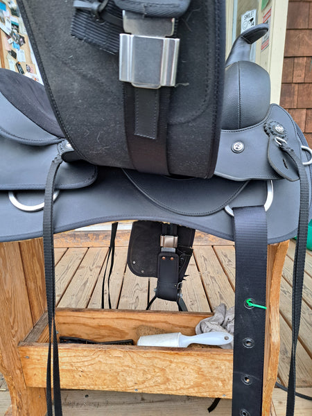 16" Wintec Western Trail Saddle