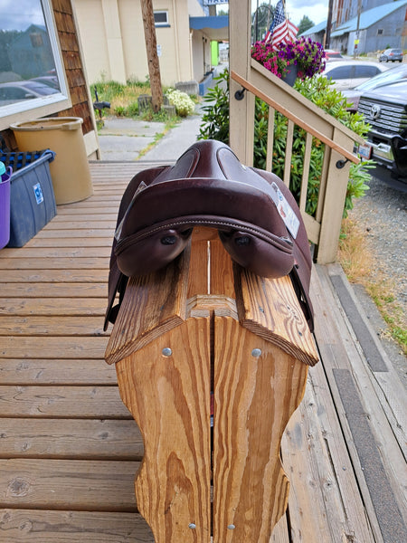 17.5" Dover Circuit Classic II Jumping Saddle