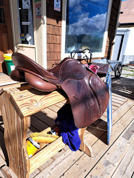 17" Collegiate All Purpose Saddle
