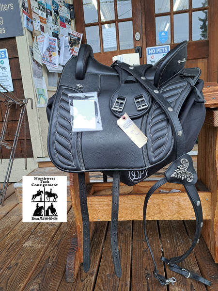 DP Saddlery Startrekk Espaniola Deluxe Baroque Saddle - Size 2