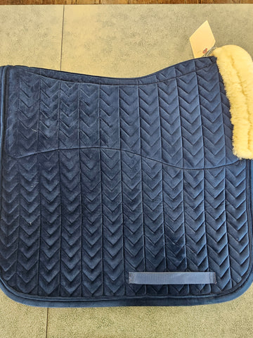 Full Kentucky Equine velvet dressage pad with fleece lining