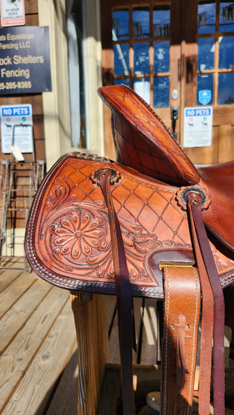 15" Cloverleaf Saddle Co. Barrel Saddle