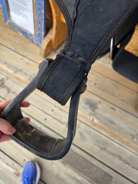 16" Abetta Western Saddle
