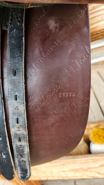 17" M. Toulouse Close Contact Jump Saddle