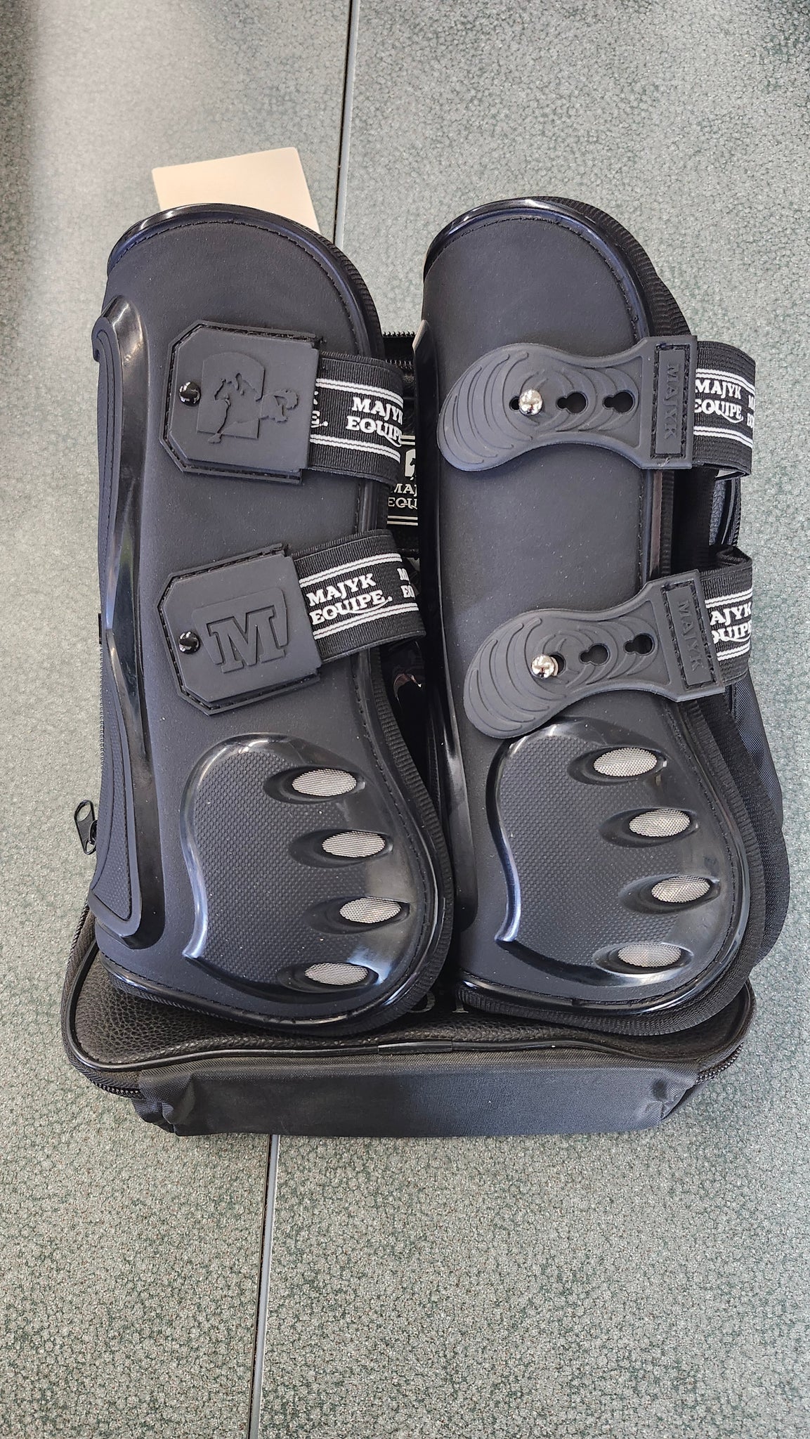 NEW Majyk Equine jump Boots