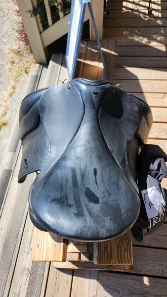 17.5" JRD Custom Dressage Saddle