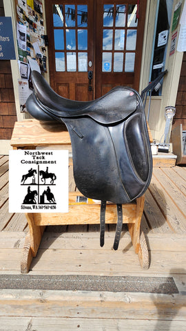 18" Lovatt & Ricketts Berkeley Dressage Saddle