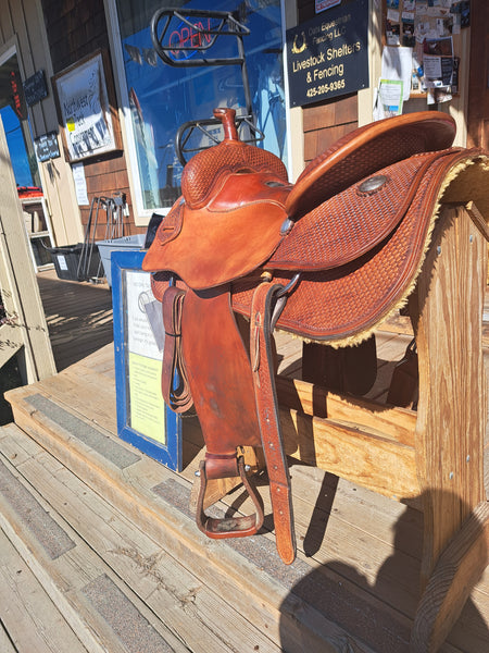 16" Cowhorse Equipment Cowhorse Saddle