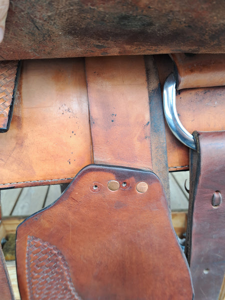 15" Weaver Western Saddle
