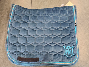 Mattes Square Cut Fully Fleece Lined Pad