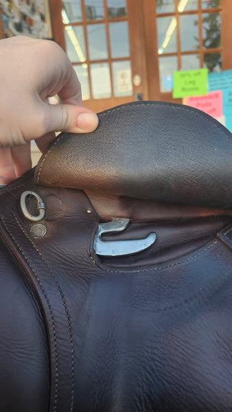 18" Antares Contact Jumping Saddle