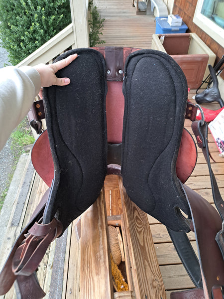 17.5" Tucker Horizen outpost Endurance Saddle