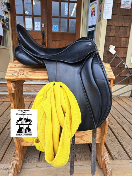 17" JRD Dressage Saddle